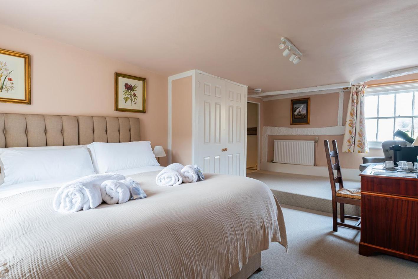 The White Horse, Rogate Hotel ปีเตอร์สฟิลด์ ภายนอก รูปภาพ